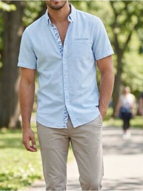 Denim & Flower Light Blue Short-Sleeve Button-Down Shirt